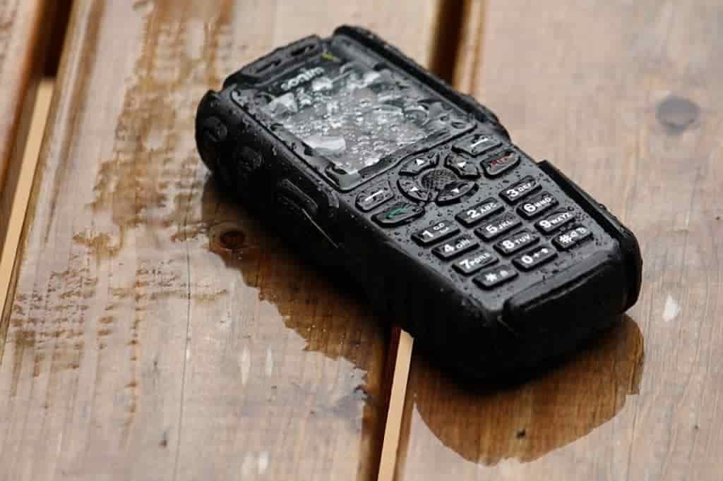 Best Waterproof Phone Pouch