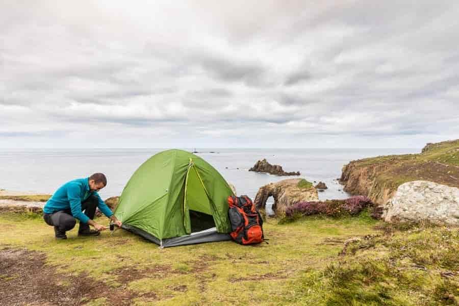 Disadvantages of Dome Tents Vs. Cabin Tents