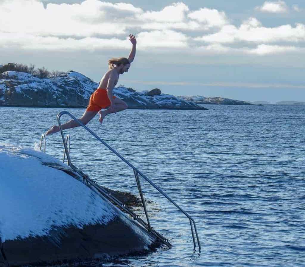 wild swimming benefits