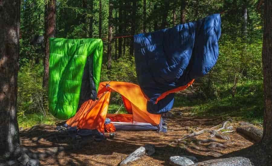 hanging on hammock ridgeline