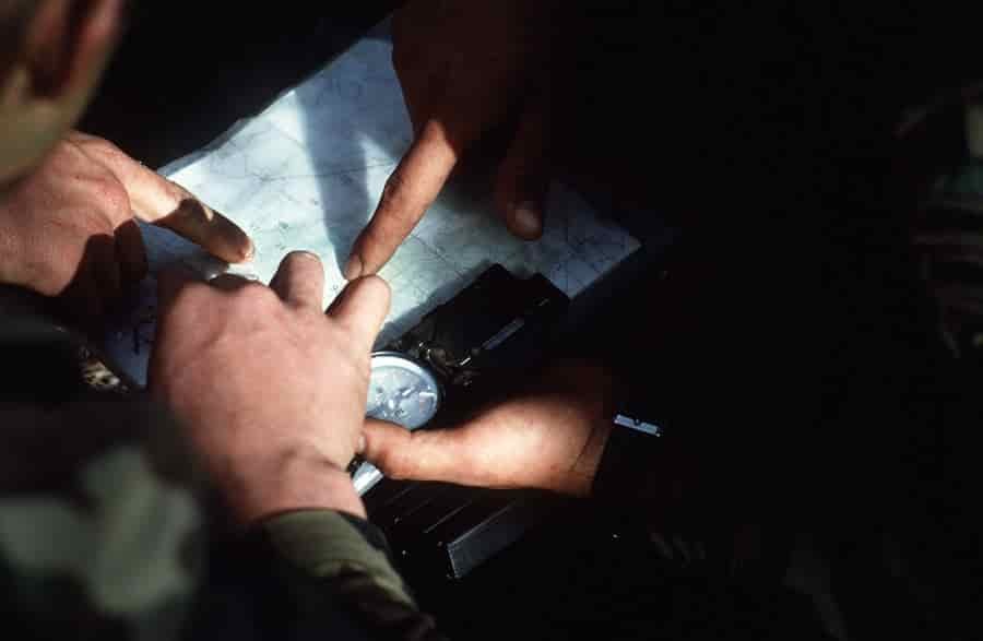 Using a watch as a compass at night