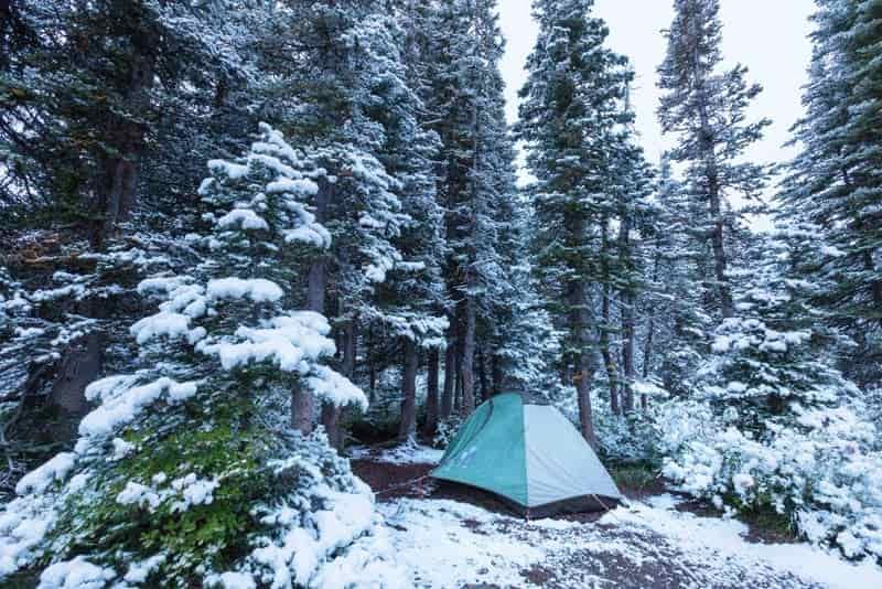 Choosing a campsite that is hidden and discreet in the woods
