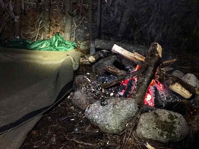 wool blanket sleeping pad bushcraft